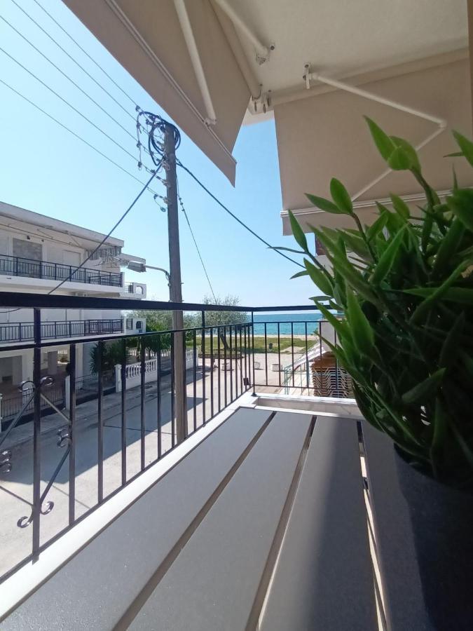Antonis Apartment Paralia Dionysiou Exterior foto